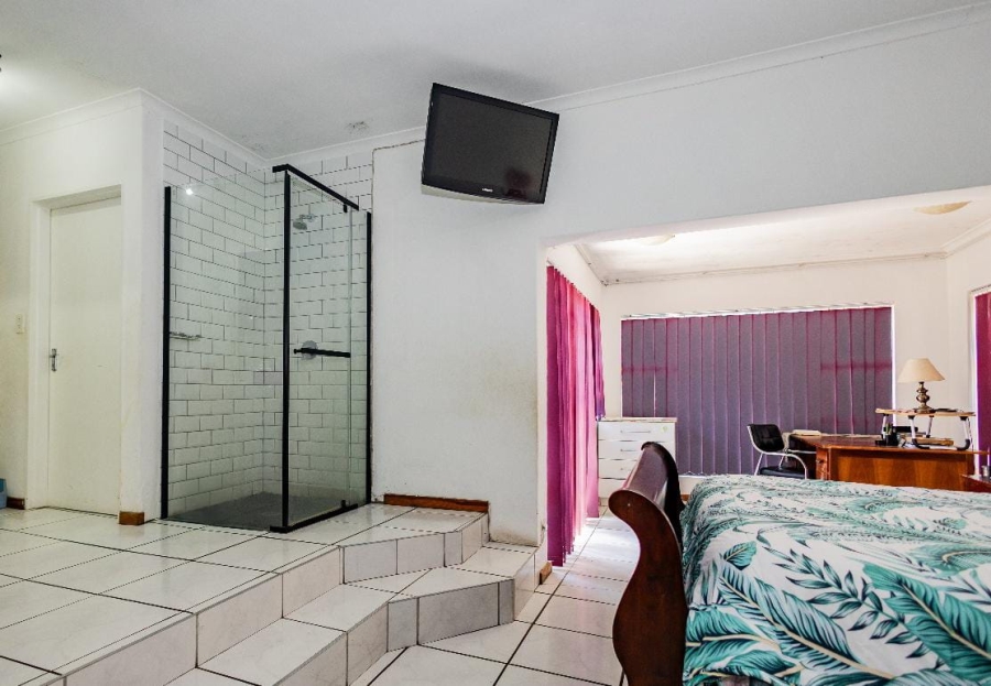 4 Bedroom Property for Sale in Blommendal Western Cape